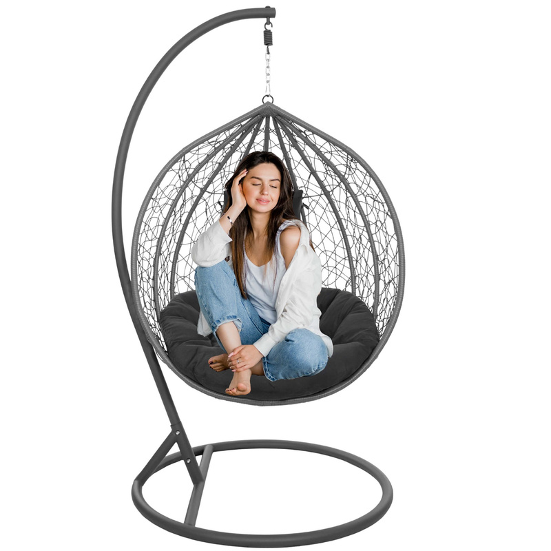 Fotel wiszący na stelażu, kokon rattanowy do ogrodu z poduszkami szary