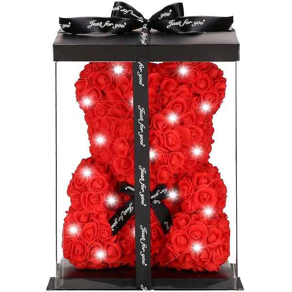 Miś z róż 40 cm czerwony z czarną kokardką i lampkami LED zimny biały