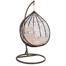 Fotel wiszący do ogrodu kokon bujany brązowy z beżowymi poduszkami