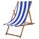 Leżak drewniany impregnowany z płótnem w niebiesko-białe pasy