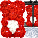 Miś z róż 25 cm czerwony z białym sercem i pudełkiem miś różany LED zimny biały 